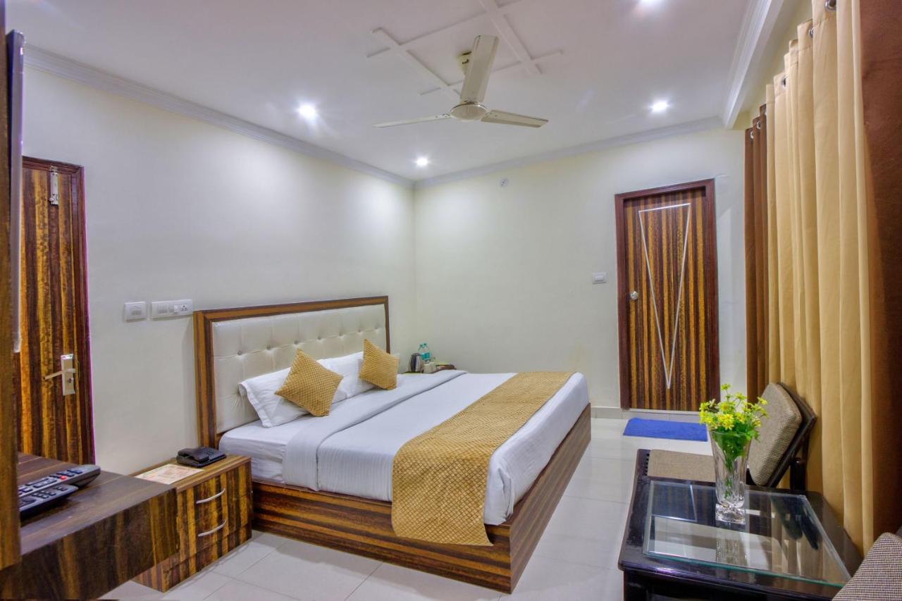 Hotel Bliss Valley Dharamshala - Beautiful View Of Mountains From Rooms ภายนอก รูปภาพ