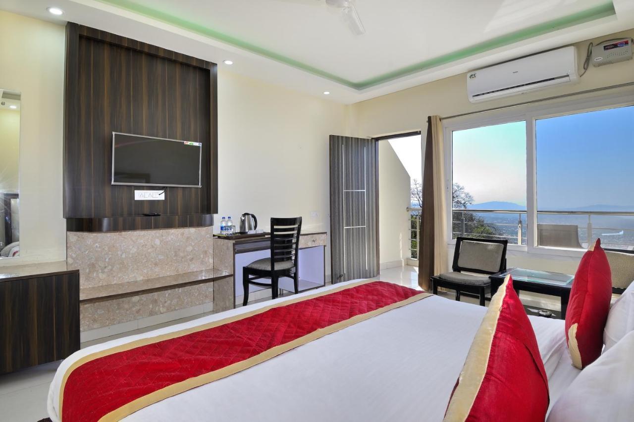 Hotel Bliss Valley Dharamshala - Beautiful View Of Mountains From Rooms ภายนอก รูปภาพ