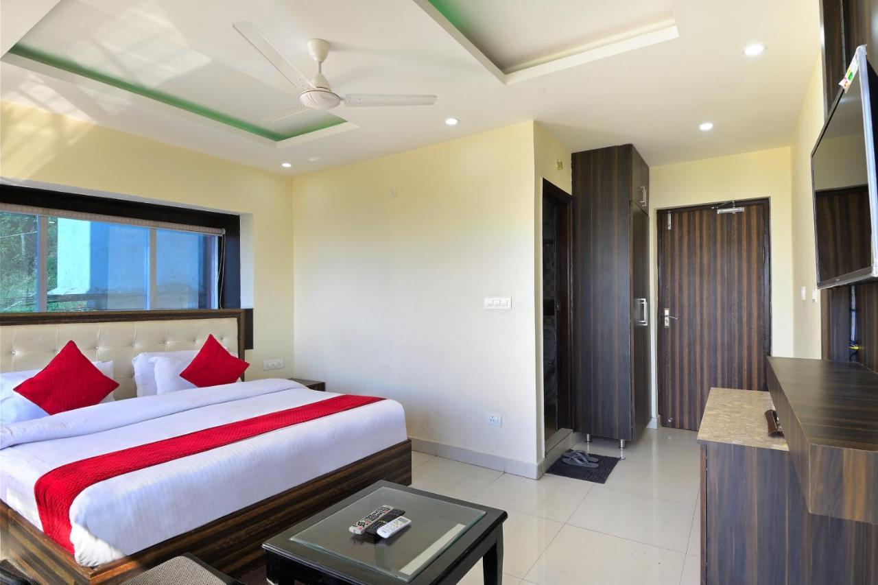 Hotel Bliss Valley Dharamshala - Beautiful View Of Mountains From Rooms ภายนอก รูปภาพ